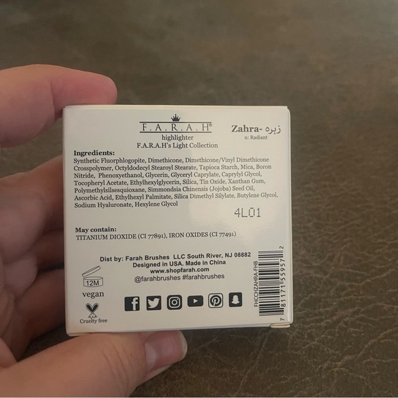 F.A.R.A.H Highlighter / Zahra / Radiant Cool Champagne Highlighter / NEW IN BOX! - Picture 4 of 4